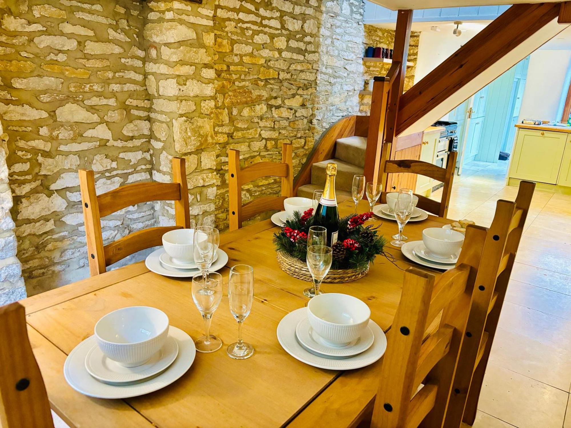 Cotswold Home Over 4 Floors - Perfect For Families Friends Contractors ชิปปิงนอร์ตัน ภายนอก รูปภาพ