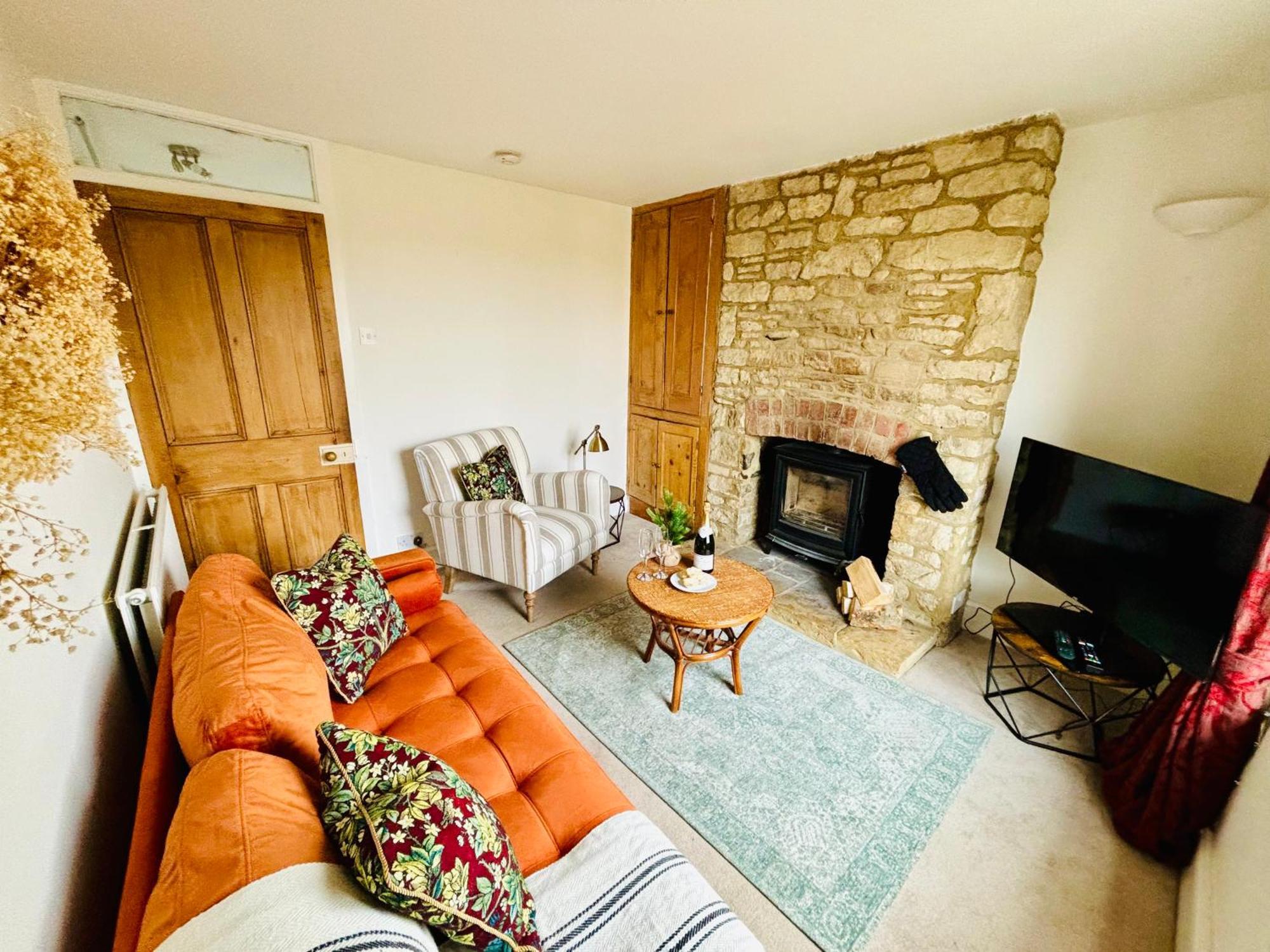 Cotswold Home Over 4 Floors - Perfect For Families Friends Contractors ชิปปิงนอร์ตัน ภายนอก รูปภาพ